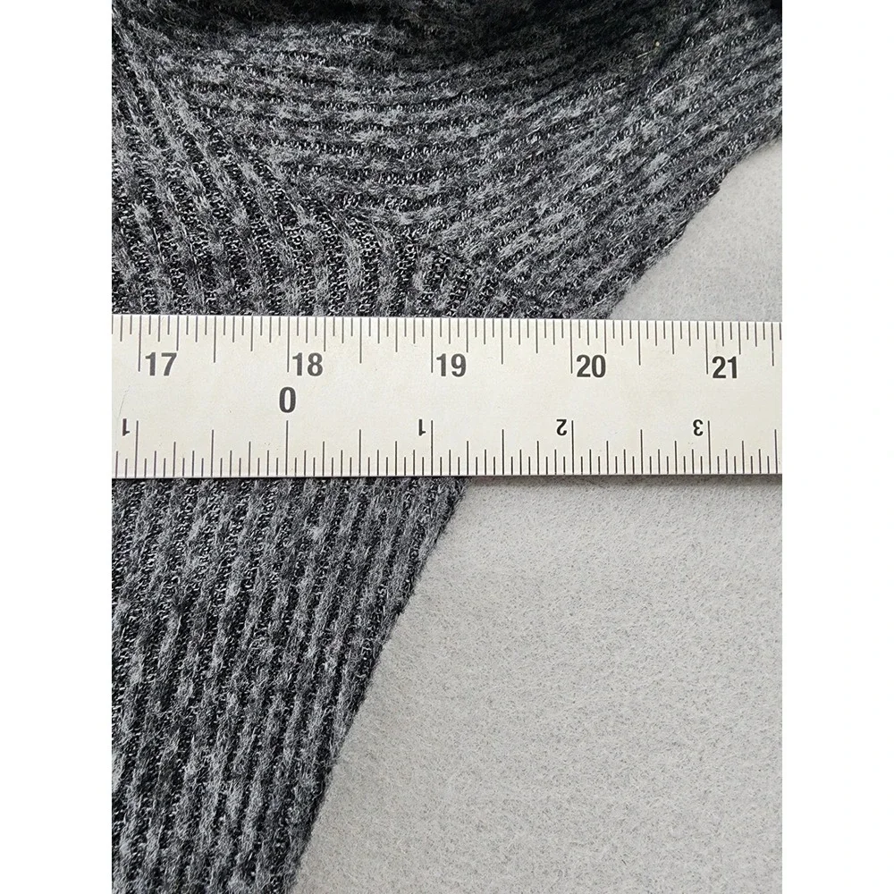 Maison Jules‎ Gray Ribbed Funnel Neck Snap Button Sweater Women Med Long Sleeve